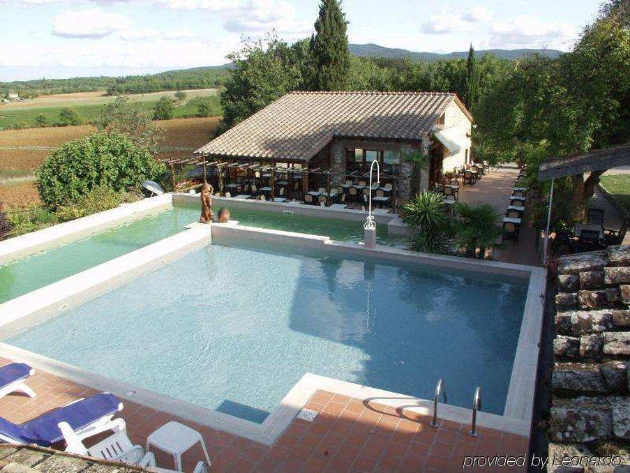 Hotel Il Pietreto Колле-ді-Валь-д'Ельса Зручності фото